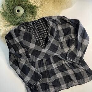 Madewell Black & White Checker Plaid Blouse W/ V Neck Slit SZ S